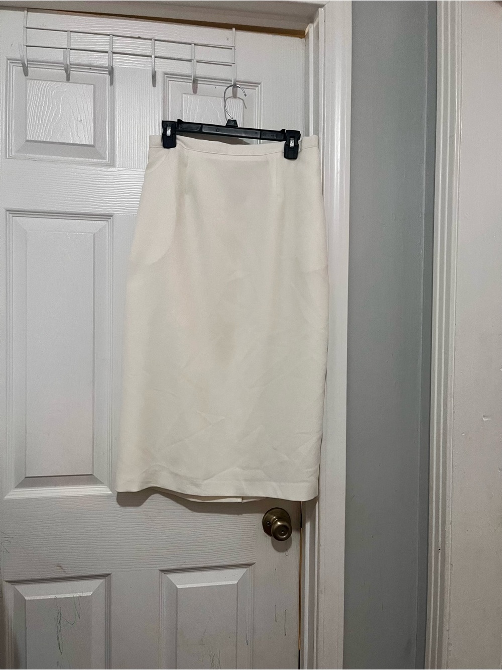 Hazel Cream Pencil Skirt Suit - Elegant Women's Two-Piece - Picture 10 of 10